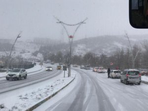 DERSİM MERKEZ BEYAZA BÜRÜNDÜ