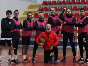 Diyarbekirspor’da savunmaya takviye