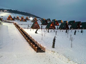 Pistler doldu taştı, otellerde yer kalmadı