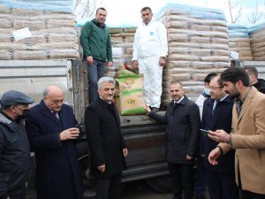 Erzincan’da çiftçilere yüzde 75'i hibe, 380 ton sertifikalı buğday tohumu dağıtıldı