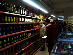 Fahiş fiyat ve stokçuluk denetimleri sürüyor