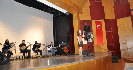 Tunceli Üniversitesinden Müzik Şöleni