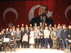 Hakkari polisinden muhteşem konser