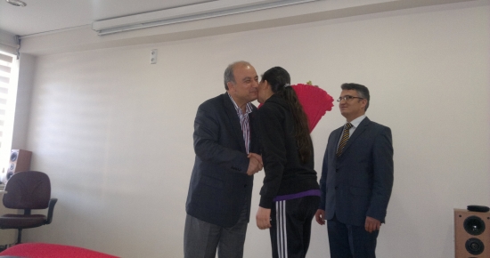 Rektör Durmuş Boztuğ, Kolejlilerle Kariyer Günün’de Buluştu