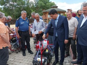 Elazığ’da çiftçilere 385 adet süt sağım makinesi dağıtıldı