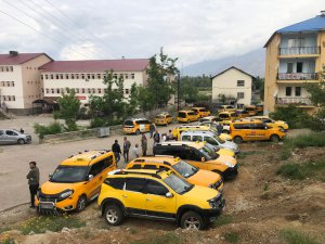 Ovacık'ta korsan taksi ve akaryakıt eylemi