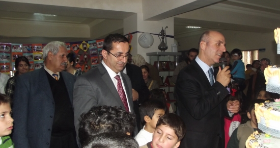 Minikler Okuma Pastasıyla Eğlendi