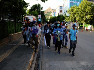 Tiyatro grubundan çevre kirliliğine dikkat eylemi