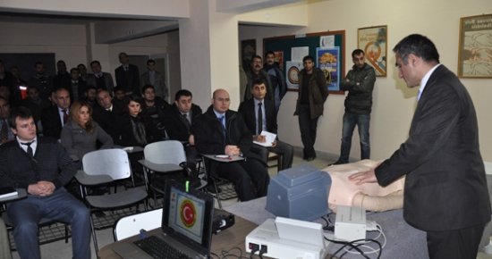 Tunceli'de Arama-Kurtarma Ekiplerine Eğitim Veriliyor