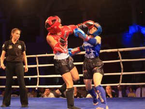 Muaythai müsabakaları nefesleri kesti