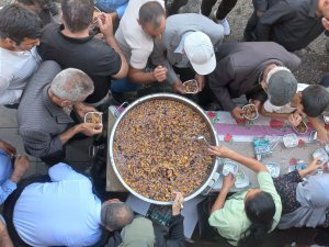 Ankara Dersimliler Derneği aşure lokması dağıtacak!