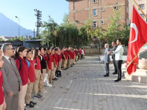 Hakkari'de eğitim öğretim yılının ilk ders zili çaldı