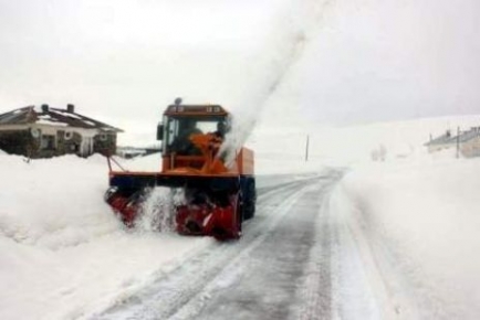 Tunceli'de 48 Köy Yolu Ulaşıma Kapandı