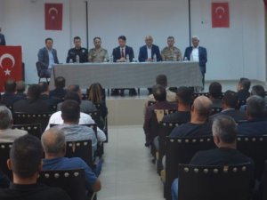 Kaymakam Gürses, muhtarlarla bir araya geldi