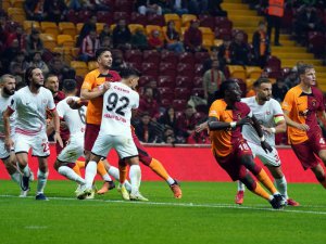 Ziraat Türkiye Kupası: Galatasaray: 7 - Kastamonuspor: 0