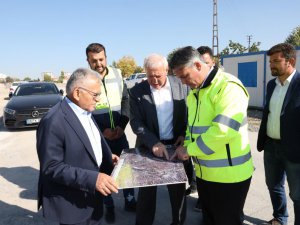 Başkan Büyükkılıç'tan Sivas Caddesine alternatif yol