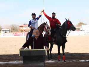 Kayseri, Atlı Cirit Türkiye Şampiyonası'na Ev Sahipliği Yaptı