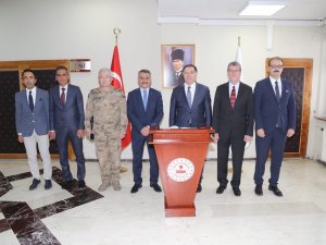 Malkoç’tan Vali Özkan’a ziyaret