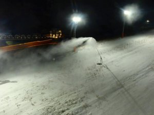 Palandöken’de kayak sezonu için suni karlama çalışmaları başladı