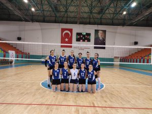 Elazığ Belediyesi Voleybol, rahat kazandı