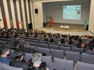 Öğrencilere "TÜBİTAK Proje Önerisi Hazırlama Eğitim"