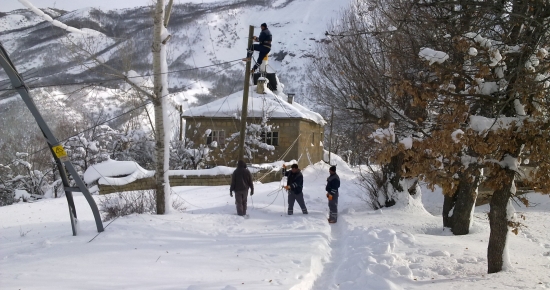 Tunceli’de karanlıkta kalan köylere enerji verilmeye çalışılıyor