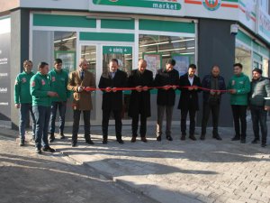 Malazgirt’te Tarım Kredi Kooperatif Marketi açıldı