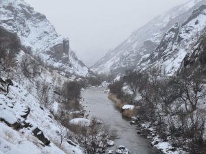 Pülümür Vadisi’nde kış güzelliği