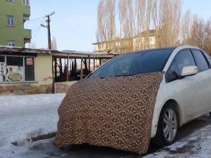 Kars eksi 22’yi gördü, her taraf buz tuttu