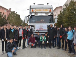 Erzincan İl Milli Eğitim Müdürlüğü 6. yardım tırını uğurladı