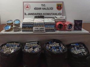 Iğdır'da sigara ve akaryakıt kaçakçılarına operasyon