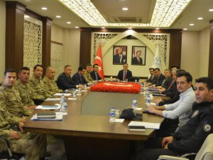 Hakkari'de seçim güvenliği toplantısı yapıldı