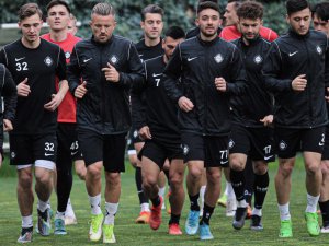 Altay'ın konuğu Manisa FK