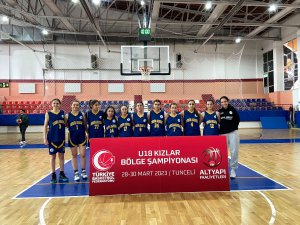 Basketbolcularımız, U-18’i namağlup tamamladı