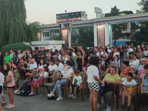 Çocuk Korosu konser verdi