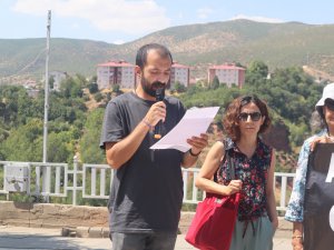 Dersim’de Cumartesi Anneleri için açıklama