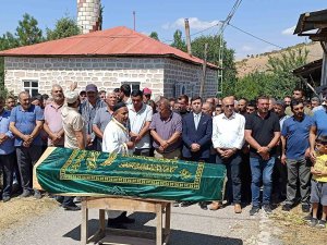 Cansız bedeni suda bulanan şahıs toprağa verildi