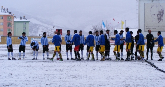 Dersimspor, rotayı Yeni Şırnak Spor maçına çevirdi