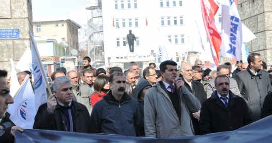 Tunceli'de Kesk Üyesi Kadınların Gözaltına Alınması Protesto Edildi