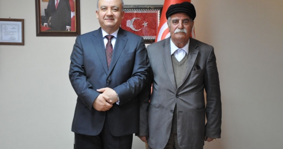 Ahmet Yurt Dede’den Rektör Boztuğ’a ziyaret