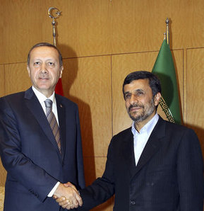 Ahmedinejad ile görüşme ertelendi