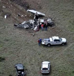 Romanya'da uçak düştü