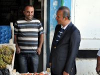 Vali Güner, Vatandaşlarla Okey Oynadı