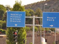 Tunceli Elazığ Karayolundaki Yön Levhaları Yenilendi