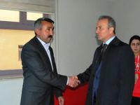 Vali Güner, Yaralı Vatandaşları Hastanede ziyaret etti