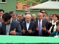 Kılıçdaroğlu, Amcasının Cenazesine Katıldı