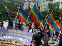 LGBTİ Üyeleri Tunceli'de Yürüdü