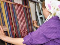 Tuncelili Kadınlar İlmek İlmek "Cicim" Dokuyor