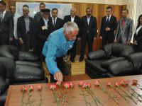 Cumhuriyet savcısına karanfilli anma