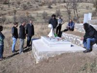 Ailesi ve arkadaşları Cem Emir’i andı
